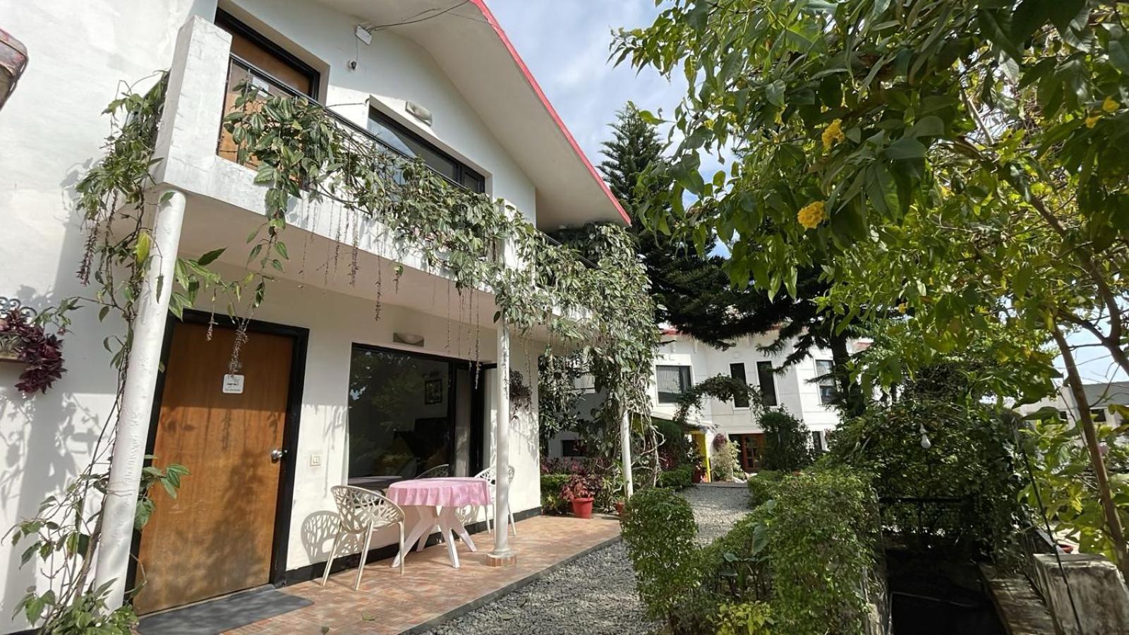 8Fold-Pinecrest By Larisa, Bhimtal Hotel Kültér fotó