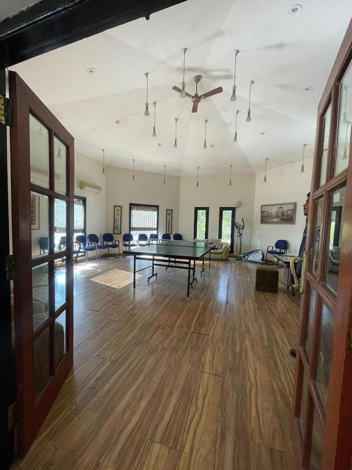 8Fold-Pinecrest By Larisa, Bhimtal Hotel Kültér fotó