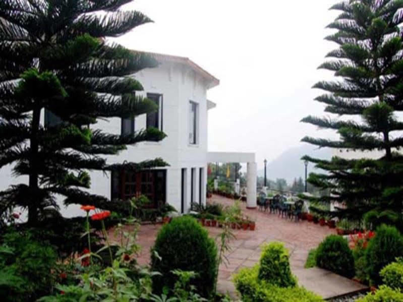 8Fold-Pinecrest By Larisa, Bhimtal Hotel Kültér fotó