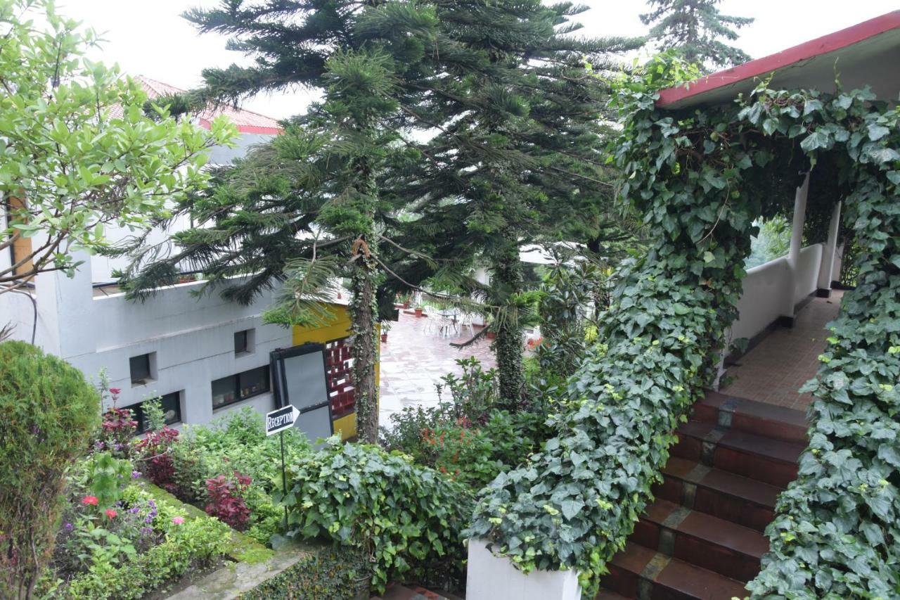 8Fold-Pinecrest By Larisa, Bhimtal Hotel Kültér fotó