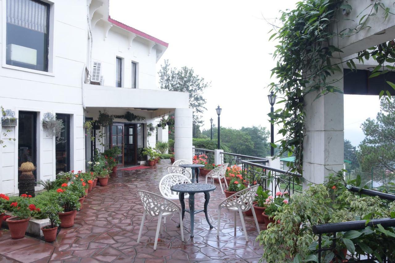 8Fold-Pinecrest By Larisa, Bhimtal Hotel Kültér fotó